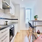 Apartment Les Mulhousiennes - Charme & Serenite